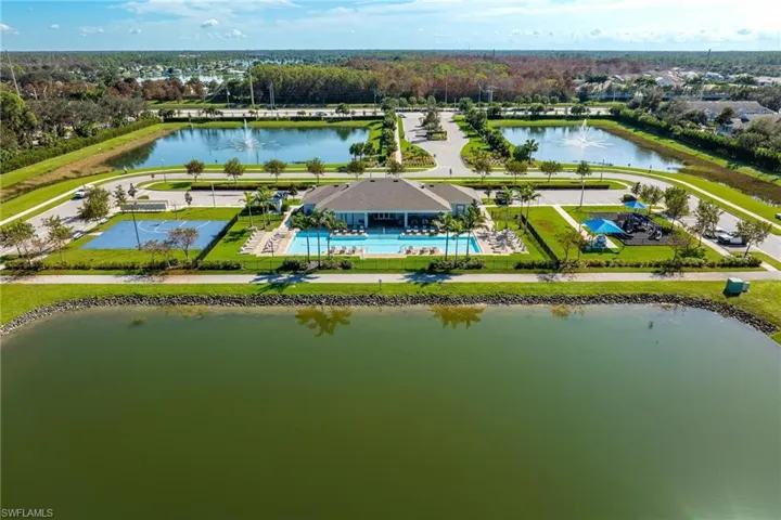 15433  Wildflower  CIR, Naples, FL 34119