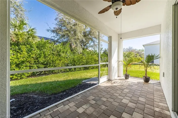 15433  Wildflower  CIR, Naples, FL 34119