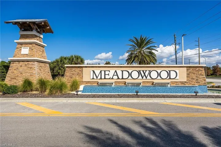 15433  Wildflower  CIR, Naples, FL 34119