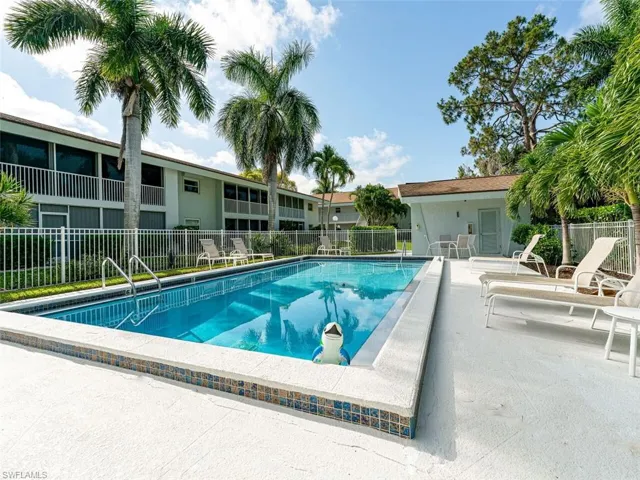 4126  Belair  LN, Naples, FL 34103