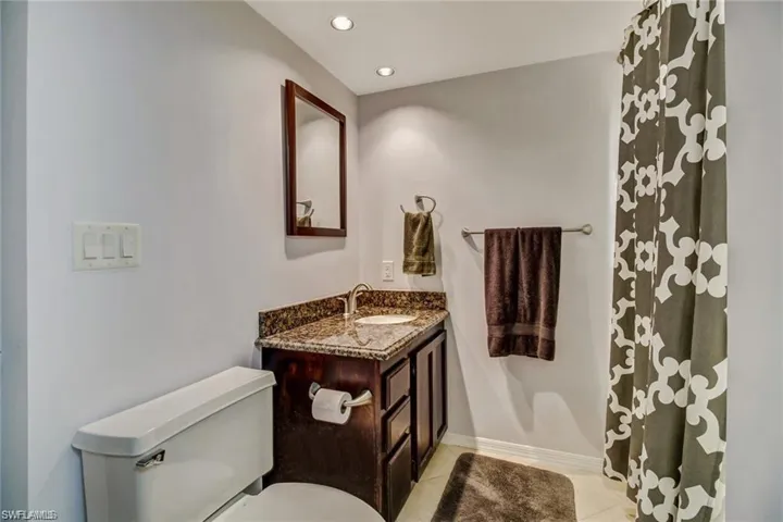 124 Cypress Way E E5, Naples, Florida 34110