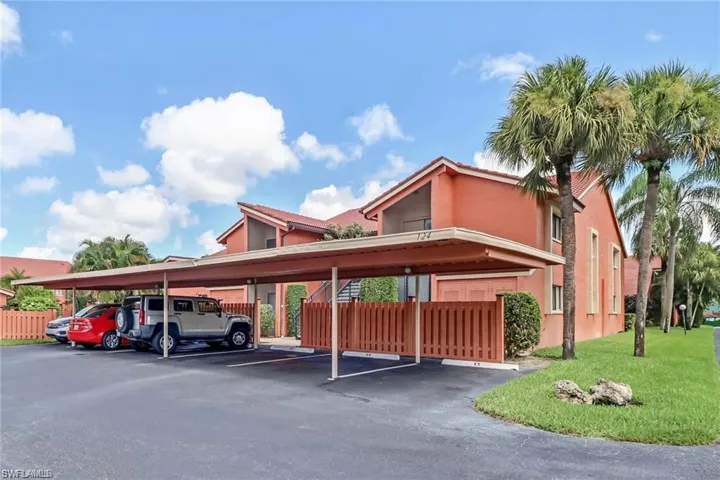 124 Cypress Way E E5, Naples, Florida 34110
