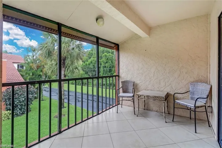 124 Cypress Way E E5, Naples, Florida 34110
