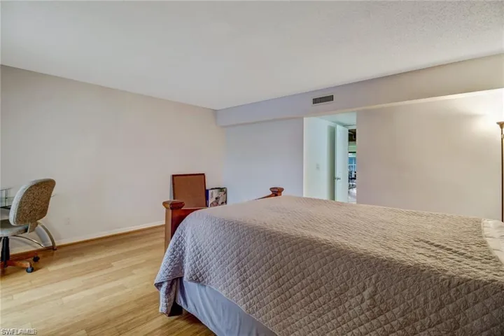 124 Cypress Way E E5, Naples, Florida 34110
