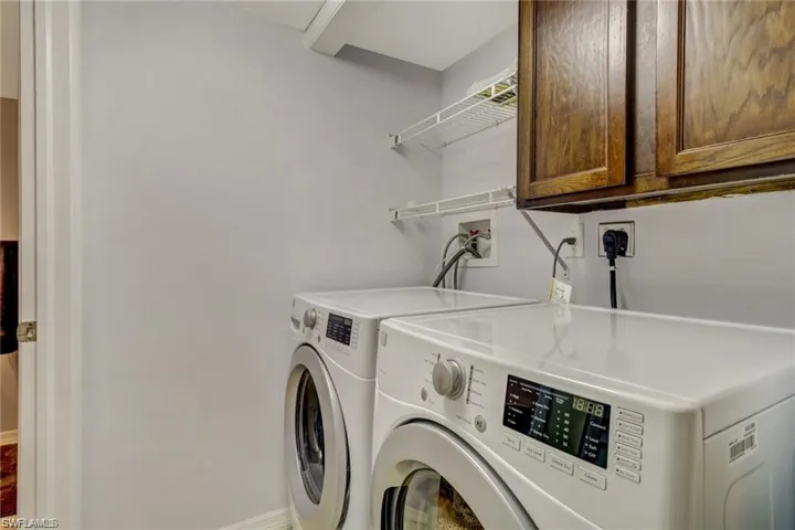 124 Cypress Way E E5, Naples, Florida 34110