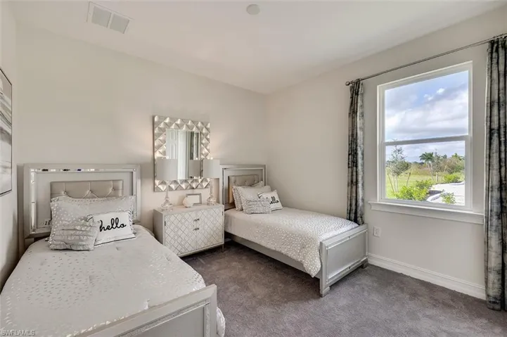 417  Grace Bay  LN, Naples, FL 34114