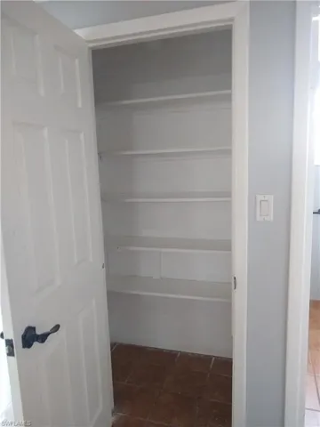 Kitchen pantry