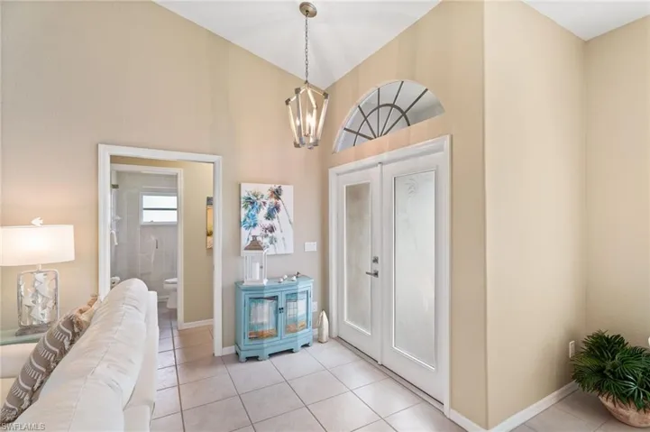 2535 Sw 28th Ave, Cape Coral, Florida 33914