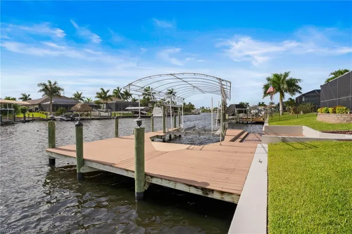 2535 Sw 28th Ave, Cape Coral, Florida 33914