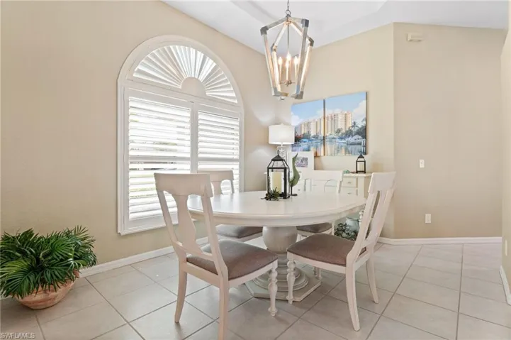 2535 Sw 28th Ave, Cape Coral, Florida 33914