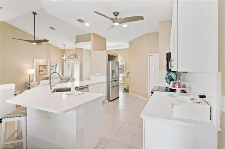 2535 Sw 28th Ave, Cape Coral, Florida 33914