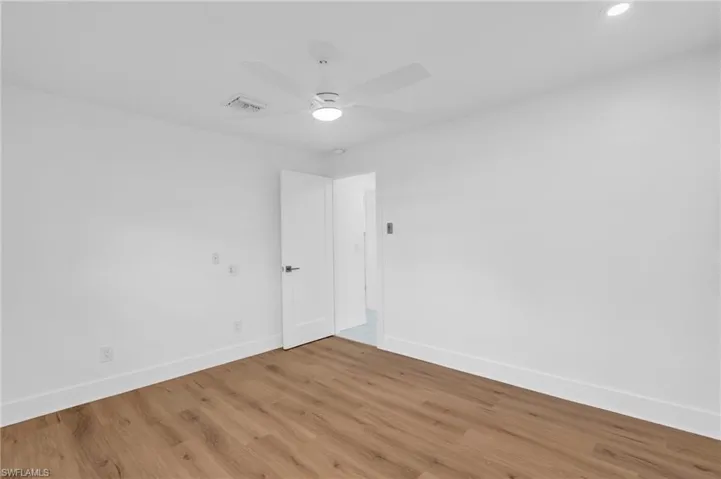 15  Crooked  LN, Naples, FL 34112