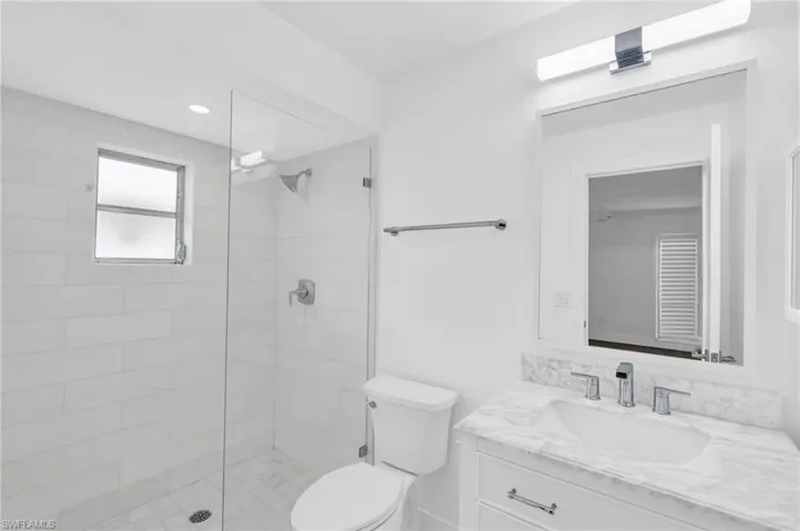 15  Crooked  LN, Naples, FL 34112