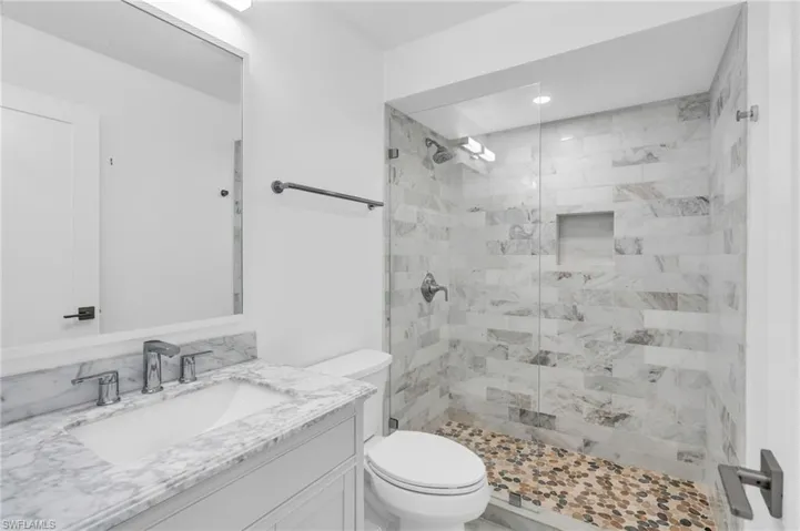 15  Crooked  LN, Naples, FL 34112
