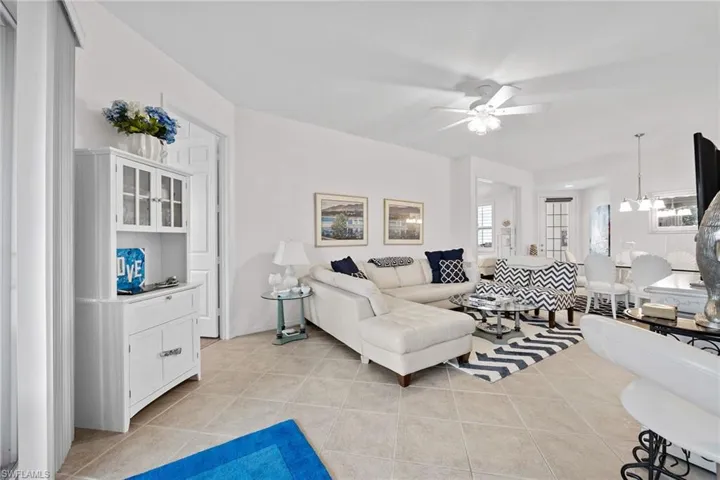 4685  Hawks Nest  WAY, Naples, FL 34135