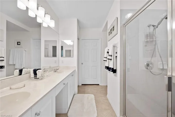 4685  Hawks Nest  WAY, Naples, FL 34135