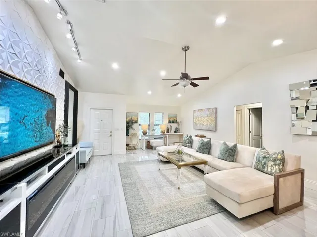2499 River Reach Dr, Naples, Florida 34104