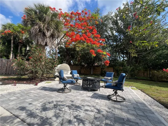 2499 River Reach Dr, Naples, Florida 34104