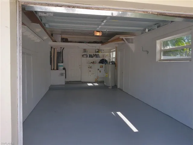 hurricane proof garage door