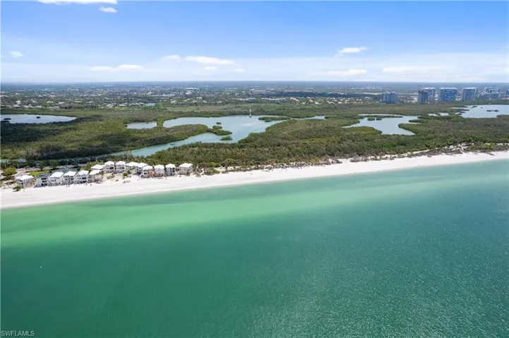 290  Naples Cove  DR, Naples, FL 34110