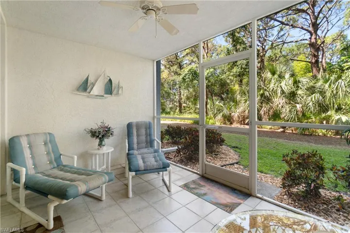 290  Naples Cove  DR, Naples, FL 34110
