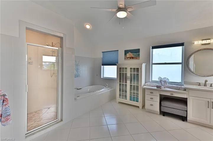 200 Topanga Dr, Bonita Springs, Florida 34134