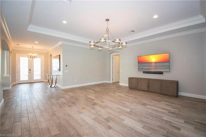 Actual Photo after furniture removed of Great Room.