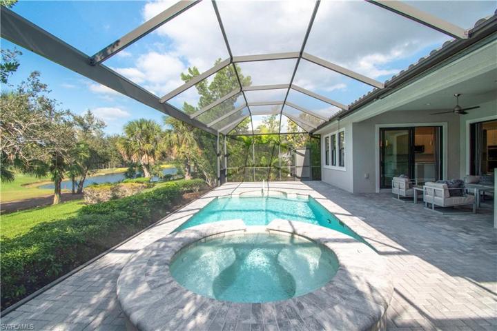 Expansive Lanai with Salt Water Pool and Hot Tub/Spa