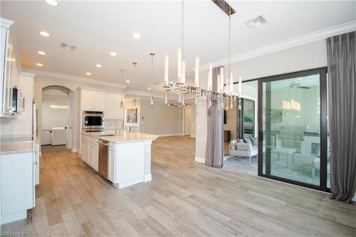 Actual Photo of Breakfast/Casual Dining Area
