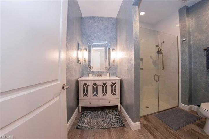Full Guest Bathroom