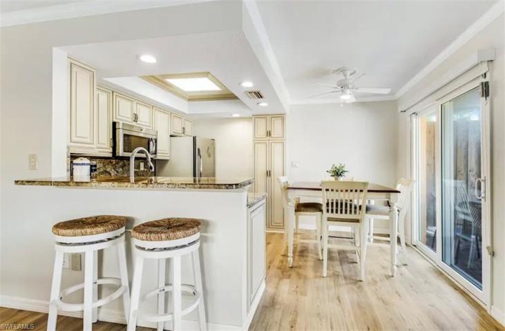 7103  Gulf  DR, HOLMES BEACH, FL 34217
