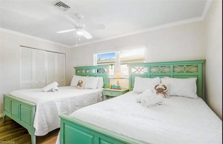 7103  Gulf  DR, HOLMES BEACH, FL 34217