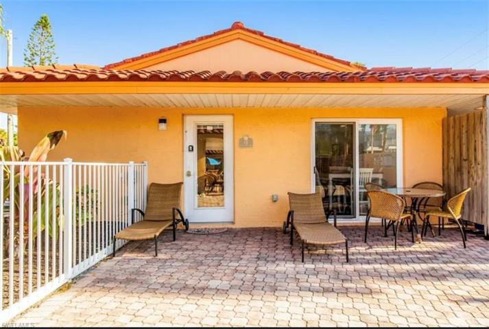 7103  Gulf  DR, HOLMES BEACH, FL 34217
