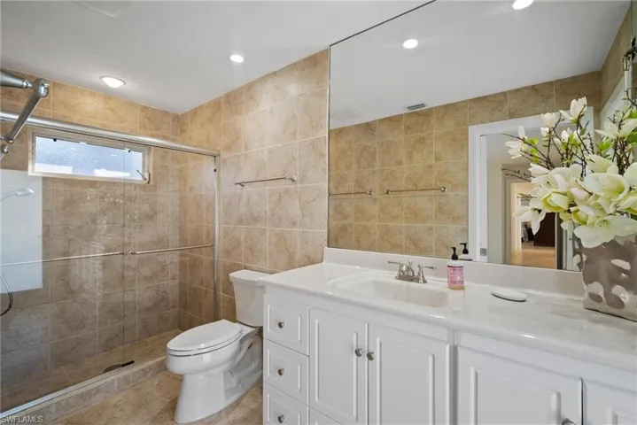319 Pirates Bight, Naples, Florida 34103