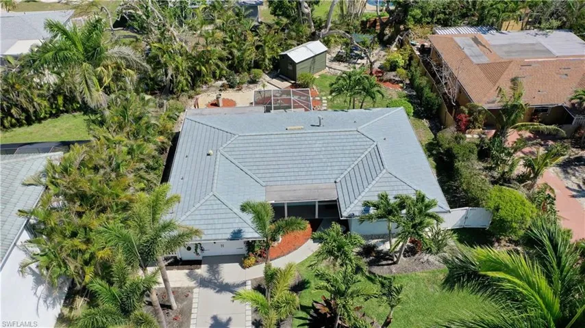253 Bayshore Dr, Cape Coral, Florida 33904