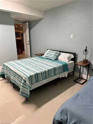 253 Bayshore Dr, Cape Coral, Florida 33904