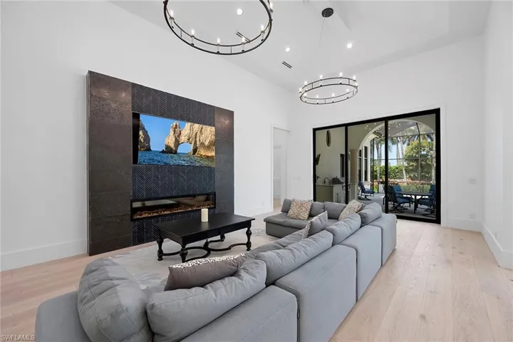 Built in TV and Fireplace