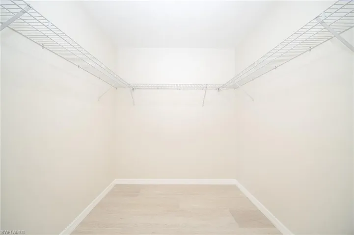 10731 Regent Cir, Naples, Florida 34109