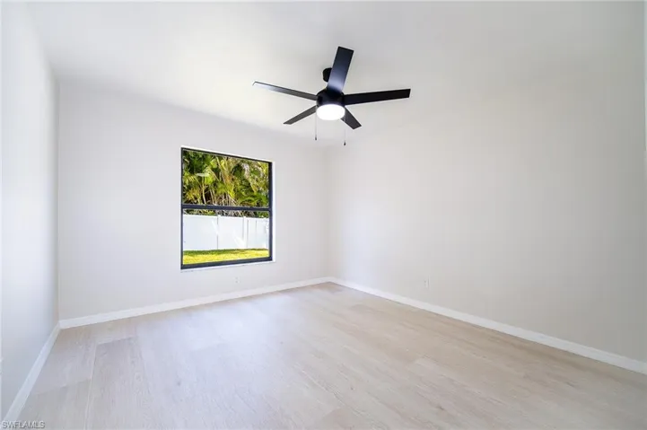 10731 Regent Cir, Naples, Florida 34109