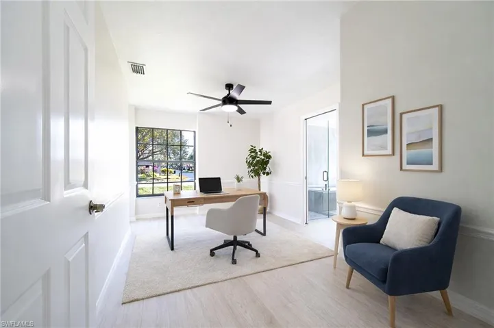 10731 Regent Cir, Naples, Florida 34109