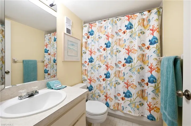 1510 Mainsail Dr 8, Naples, Florida 34114