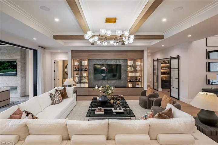 3235 Regatta Rd, Naples, Florida 34103