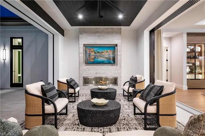 3235 Regatta Rd, Naples, Florida 34103