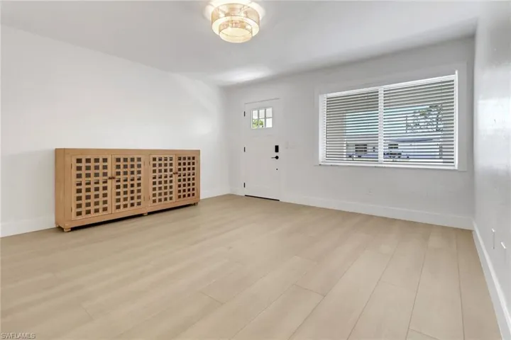 Living room 4525
