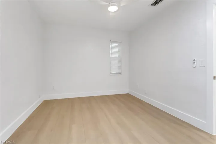 Guest room 4525