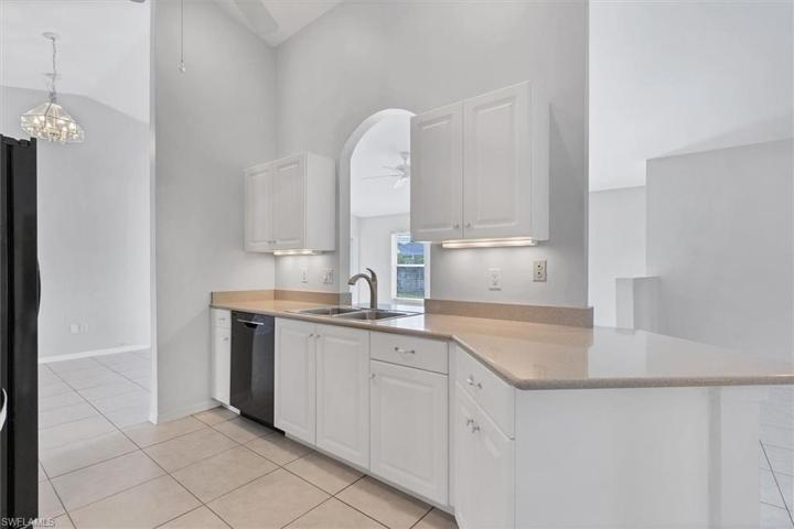 1810 SW 47th TER, CAPE CORAL FL 33914