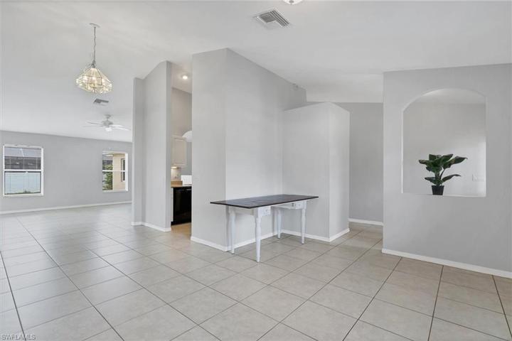 1810 SW 47th TER, CAPE CORAL FL 33914
