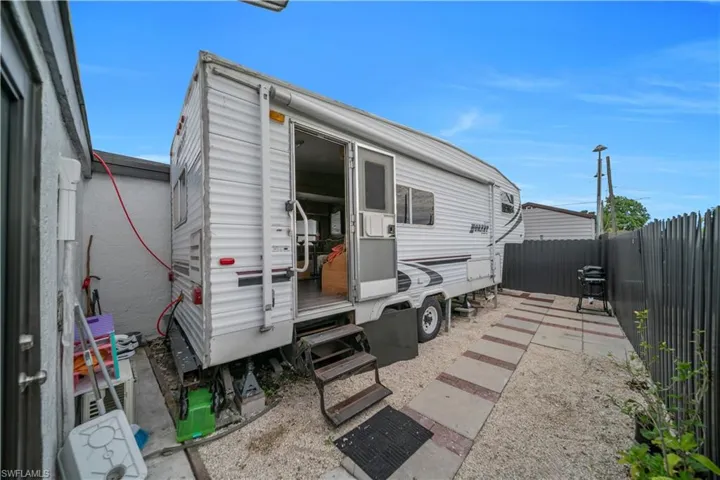 7929 Nw 36 Ct, Miami, Florida 33147
