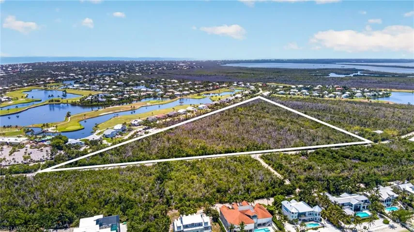 Bay Dr, Sanibel, Florida 33957