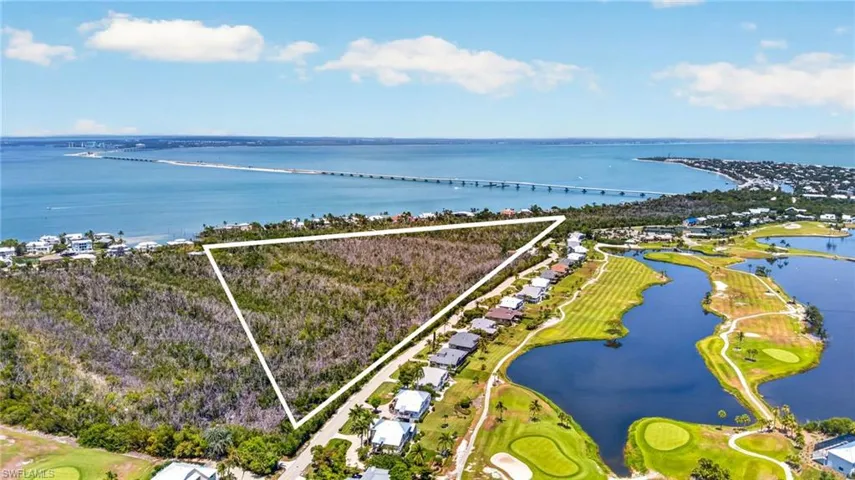 Bay Dr, Sanibel, Florida 33957